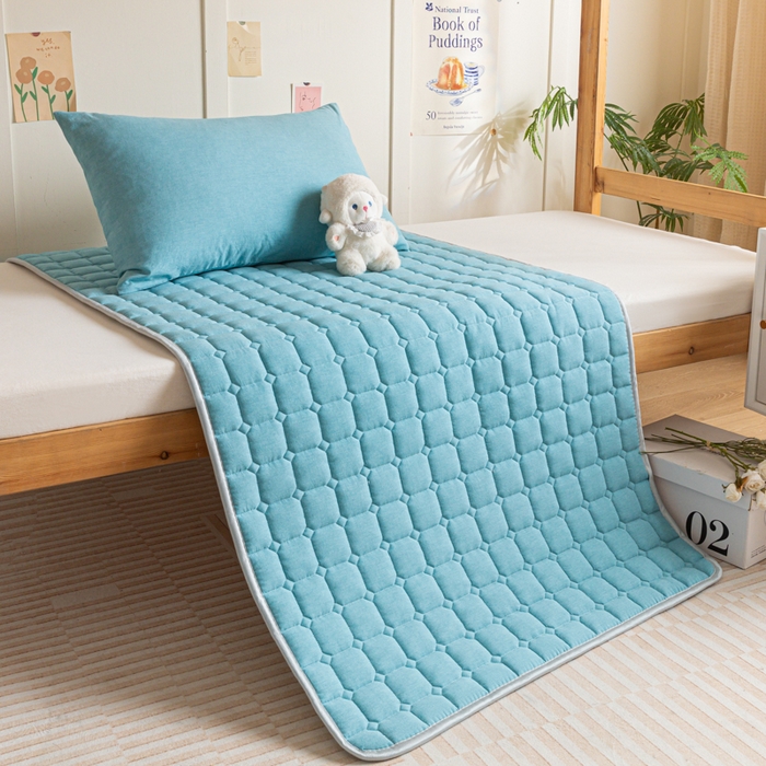 91家纺网 家纺一手货源 找家纺 卡伦家纺 2025新款全棉色织水洗棉夹棉床垫单人学生宿舍床垫 海兰青年