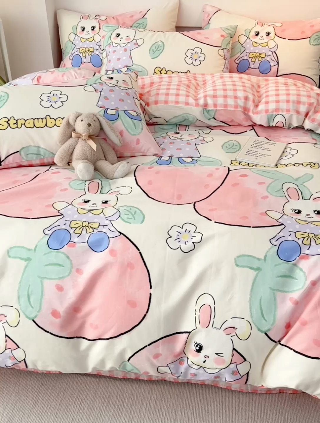 91家纺网 家纺一手货源 找家纺 西引力 2024新款全棉印花四件套 草莓圆