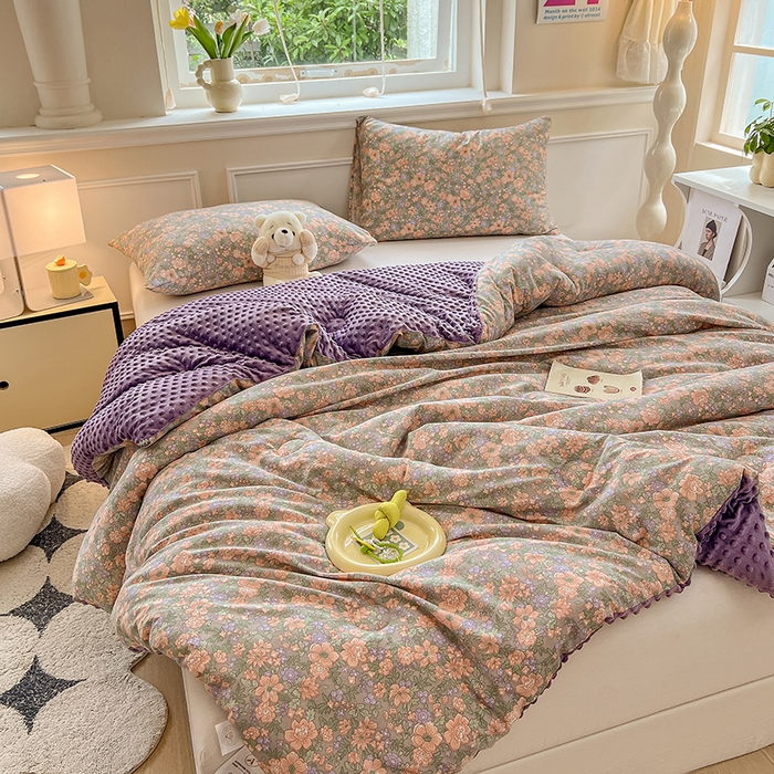 91家纺网 家纺一手货源 找家纺 居易简 2025新款水洗棉双层纱豆豆绒被被子被芯冬被春秋被豆豆被加绒直播  莫奈庄园