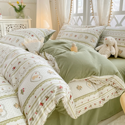 91家纺网 家纺一手货源 找家纺 芷凡家纺 2024新款水洗泡泡棉四件套 冒险家