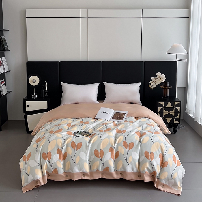 91家纺网 家纺一手货源 找家纺 艾迪尚家纺 2025新款柔丝茸磨毛印花纽扣款单被套 春之语