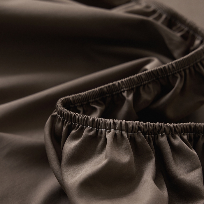 91家纺网 家纺一手货源 找家纺 安莱生活 2024新款100s全棉贡缎单床笠 咖啡