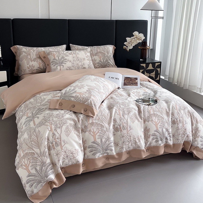 91家纺网 家纺一手货源 找家纺 艾迪尚家纺 2025新款柔丝茸磨毛印花纽扣款四件套 雾岛-米