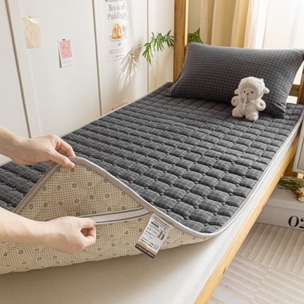 卡伦家纺 2025新款全棉色织水洗棉夹棉床垫单人学生宿舍床垫 灰小方格