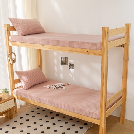 91家纺网 家纺一手货源 找家纺 寐眠 2024新款A类全棉水洗棉学生床笠系列 小粉格