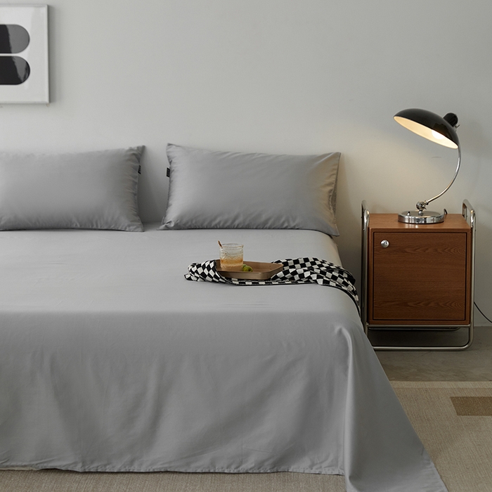 91家纺网 家纺一手货源 找家纺 安莱生活 2024新款100s全棉贡缎单床单 红灰