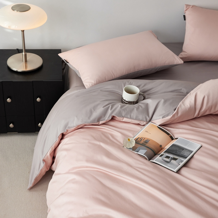 91家纺网 家纺一手货源 找家纺 安莱生活 2024新款100s全棉贡缎四件套 虾粉-银灰