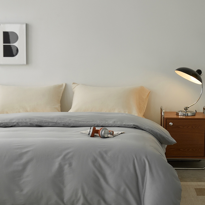 91家纺网 家纺一手货源 找家纺 安莱生活 2024新款100s全棉贡缎单被套 红灰