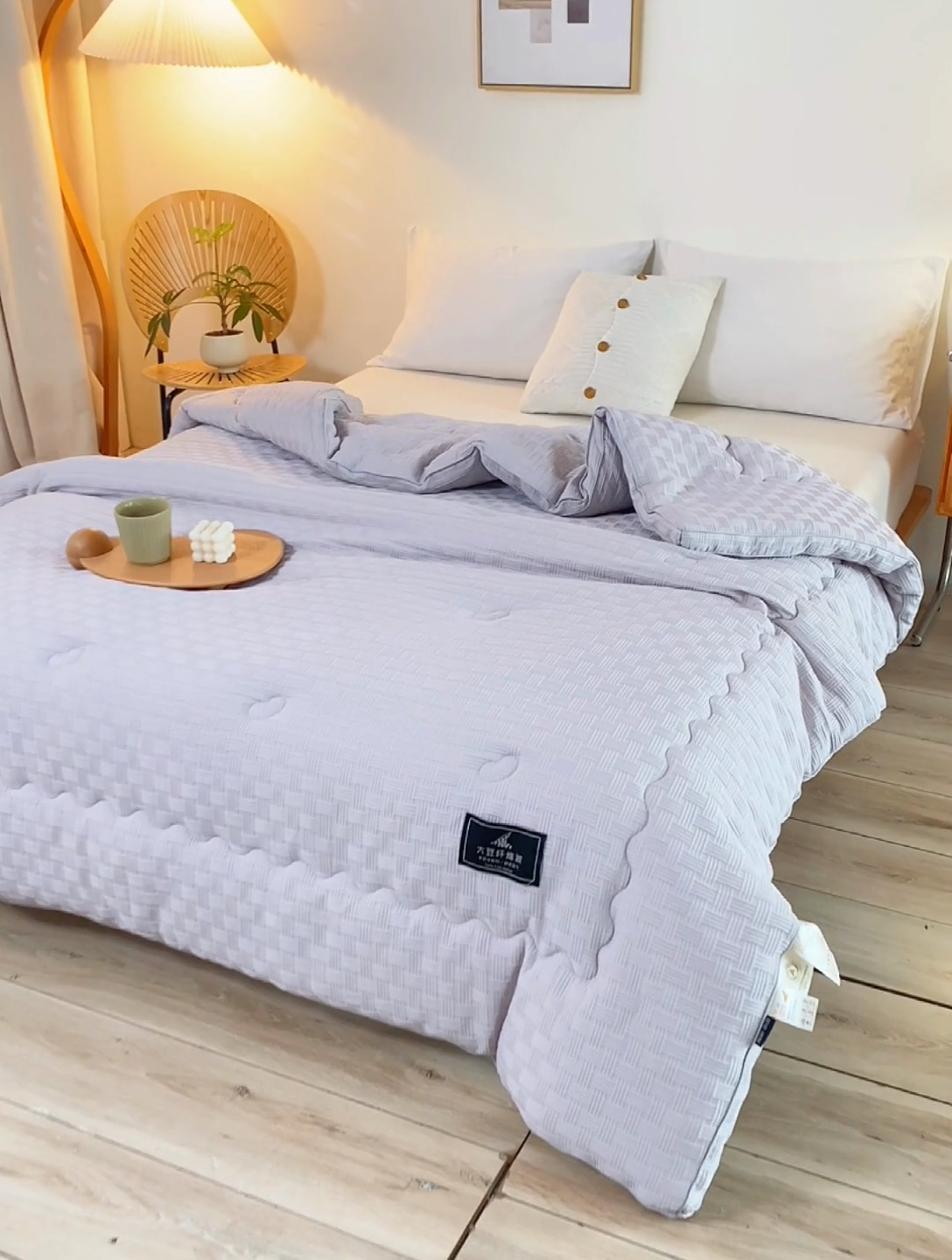 91家纺网 家纺一手货源 找家纺 居易简 2025秋冬新款直播华夫格大豆被冬被立体包边订棉工艺水洗棉大豆被 流光灰