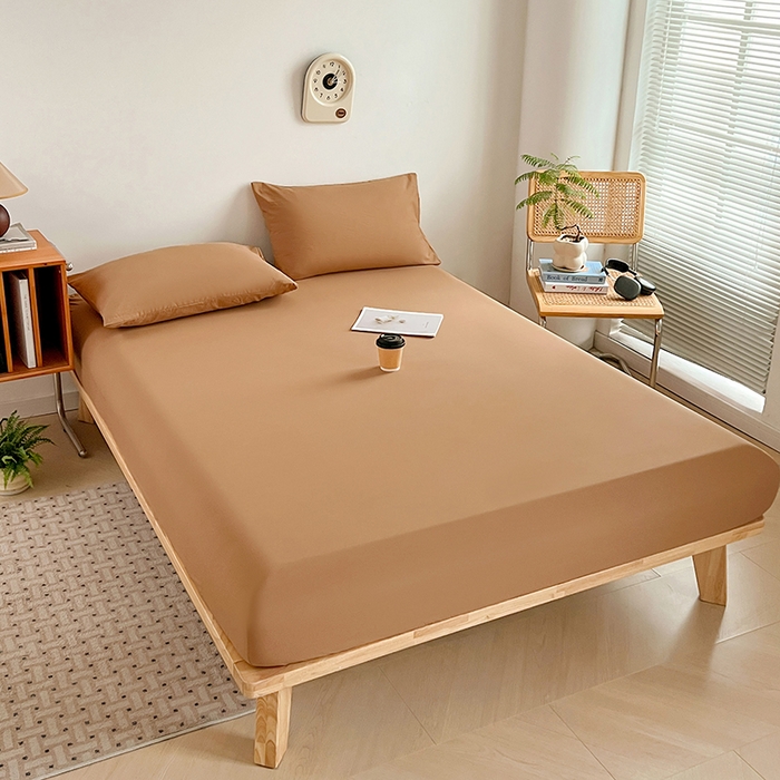 91家纺网 家纺一手货源 找家纺 贝拉梦家纺 2024新款超柔水洗棉纯色简约单品床笠枕套 焦糖