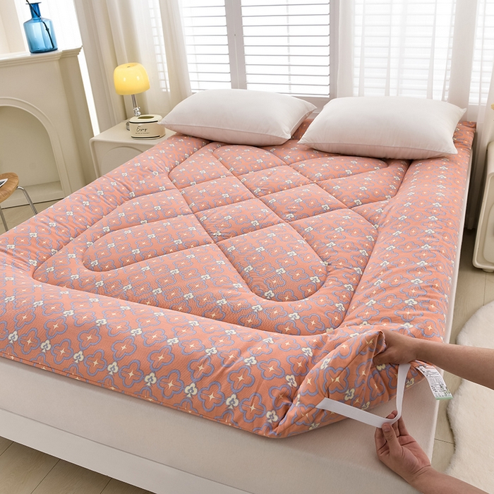 91家纺网 家纺一手货源 找家纺 富威堡家纺 2025新款双层纱棉花床垫 琉金岁月（红豆沙）