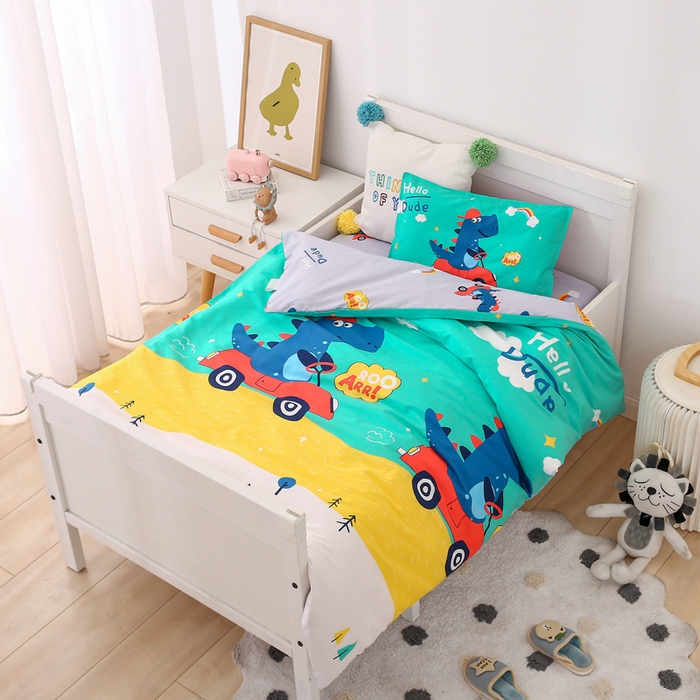 91家纺网 家纺一手货源 找家纺 鱼宝 2025新款全棉幼儿园套件 恐龙开车