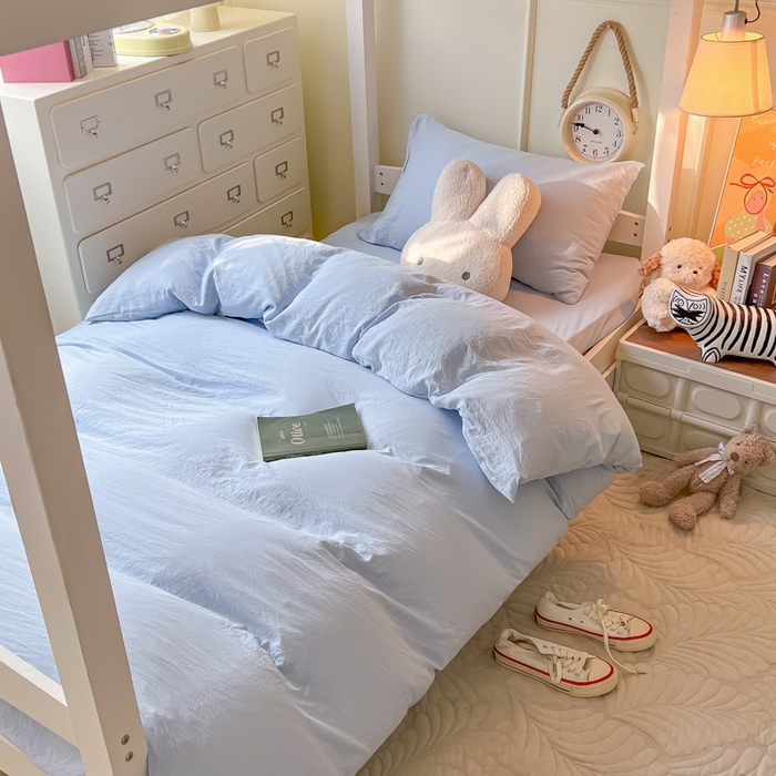 91家纺网 家纺一手货源 找家纺 韩巢家纺 2024新款学生宿舍员工寝室上下铺超柔水洗棉床单被套三件套-纯色系列拼（提供卖家秀） 水洗棉浅蓝