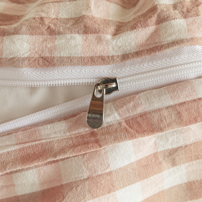 91家纺网 家纺一手货源 找家纺 2025新款全棉水洗棉被套纯棉单双人宿舍学生-可配3件套 粉小格