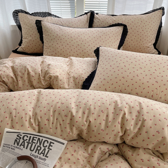 91家纺网 家纺一手货源 找家纺 2025新款全棉黑边双层纱花边款四件套 花边款-韩式小花