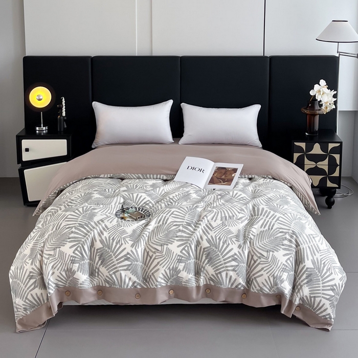 91家纺网 家纺一手货源 找家纺 艾迪尚家纺 2025新款柔丝茸磨毛印花纽扣款单被套 送吊牌奈雪