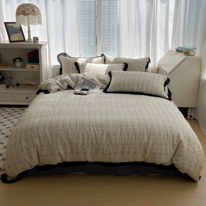 91家纺网 家纺一手货源 找家纺 2025新款全棉黑边双层纱花边款四件套 花边款-庄园