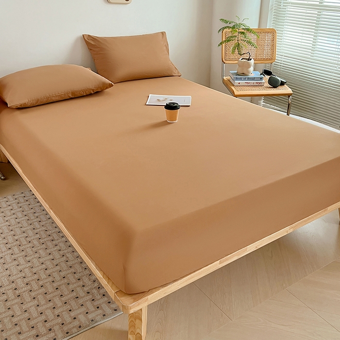 91家纺网 家纺一手货源 找家纺 贝拉梦家纺 2024新款超柔水洗棉纯色简约单品床笠枕套 焦糖