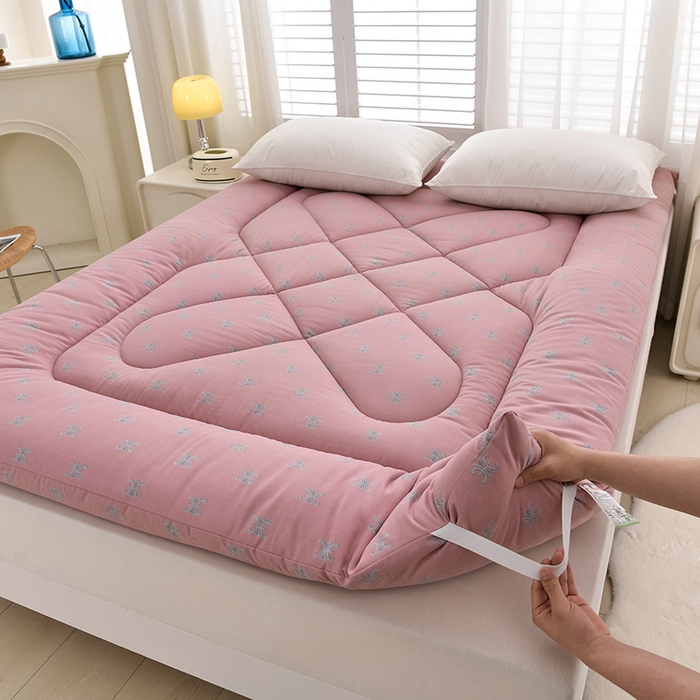 91家纺网 家纺一手货源 找家纺 富威堡家纺 2025新款双层纱棉花床垫 莫奈