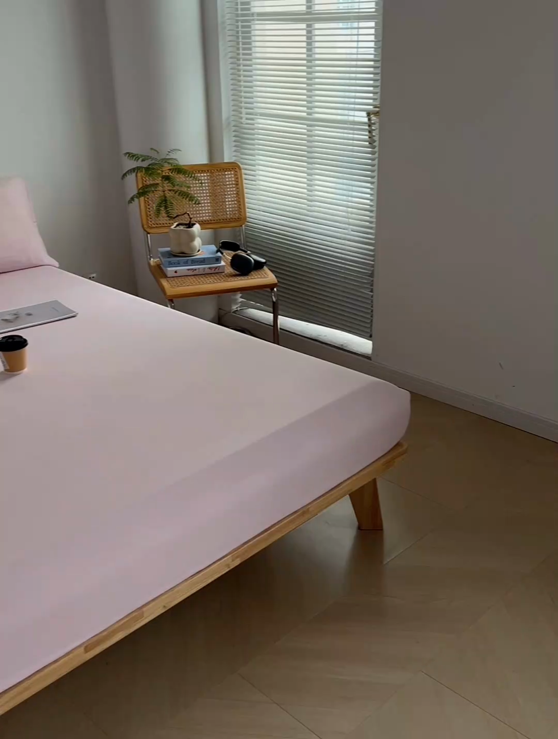 91家纺网 家纺一手货源 找家纺 贝拉梦家纺 2024新款超柔水洗棉纯色简约单品床笠枕套 桃夭