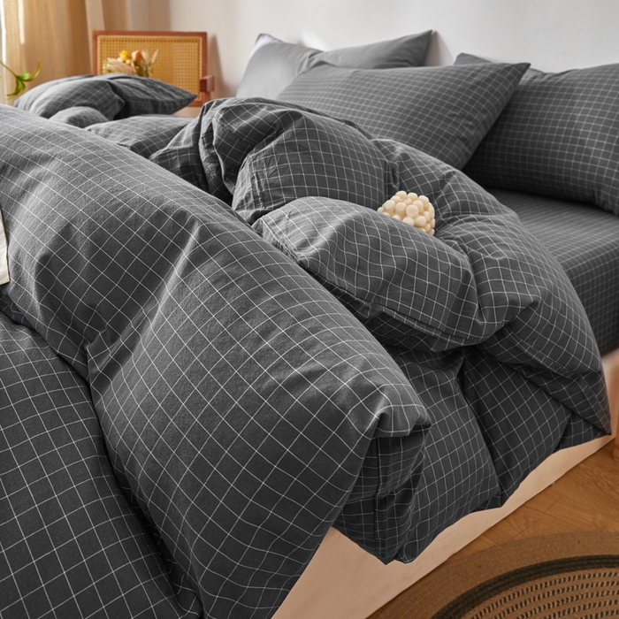 91家纺网 家纺一手货源 找家纺 2025新款全棉色织水洗棉四件套被套三件套系列 灰小方格