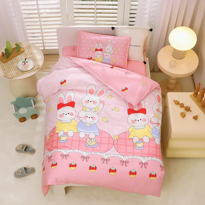 91家纺网 家纺一手货源 找家纺 鱼宝 2025新款全棉幼儿园套件 乖乖兔