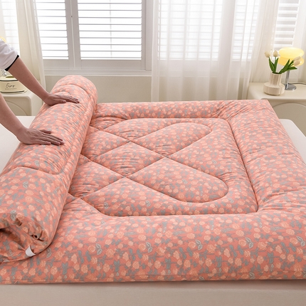 富威堡家纺 2025新款双层纱棉花床垫 桃花朵朵