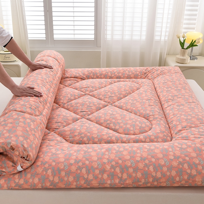 91家纺网 家纺一手货源 找家纺 富威堡家纺 2025新款双层纱棉花床垫 桃花朵朵