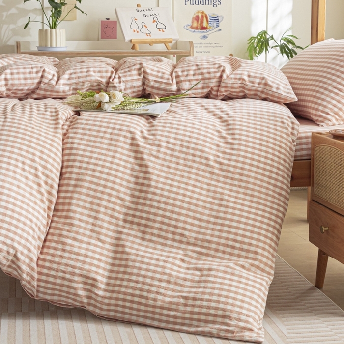 91家纺网 家纺一手货源 找家纺 2025新款全棉水洗棉被套纯棉单双人宿舍学生-可配3件套 粉小格