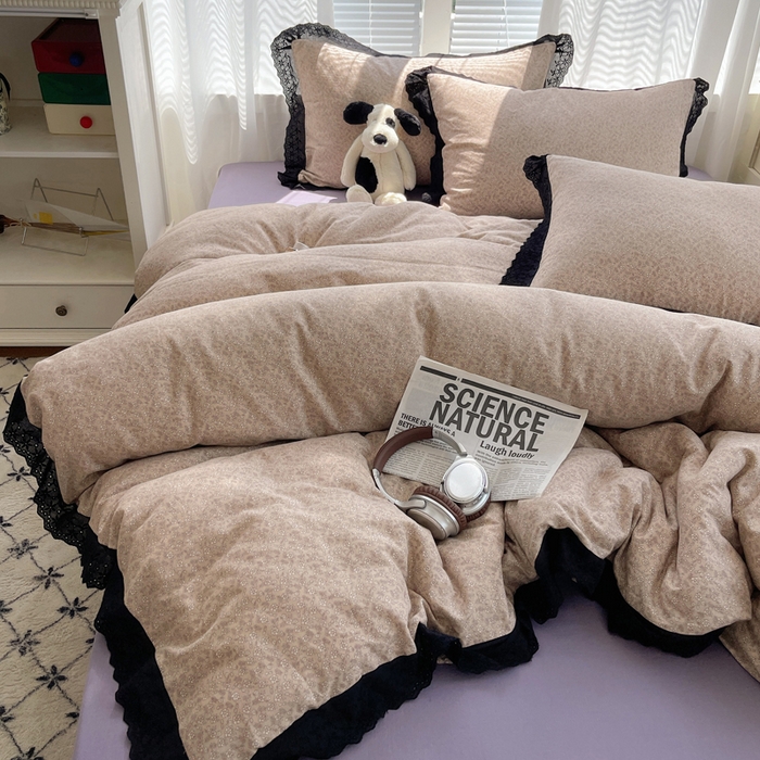 91家纺网 家纺一手货源 找家纺 2025新款全棉黑边双层纱花边款四件套 花边款-花卉