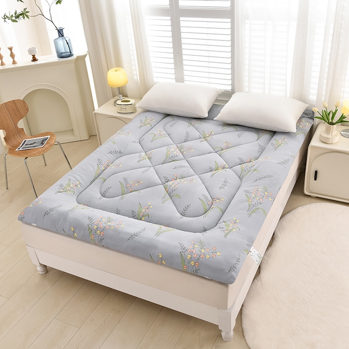 91家纺网 家纺一手货源 找家纺 富威堡家纺 2025新款双层纱棉花床垫 盛夏光年