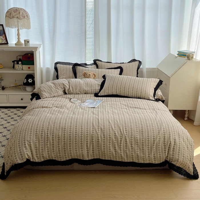 91家纺网 家纺一手货源 找家纺 2025新款全棉黑边双层纱花边款四件套 花边款-画染