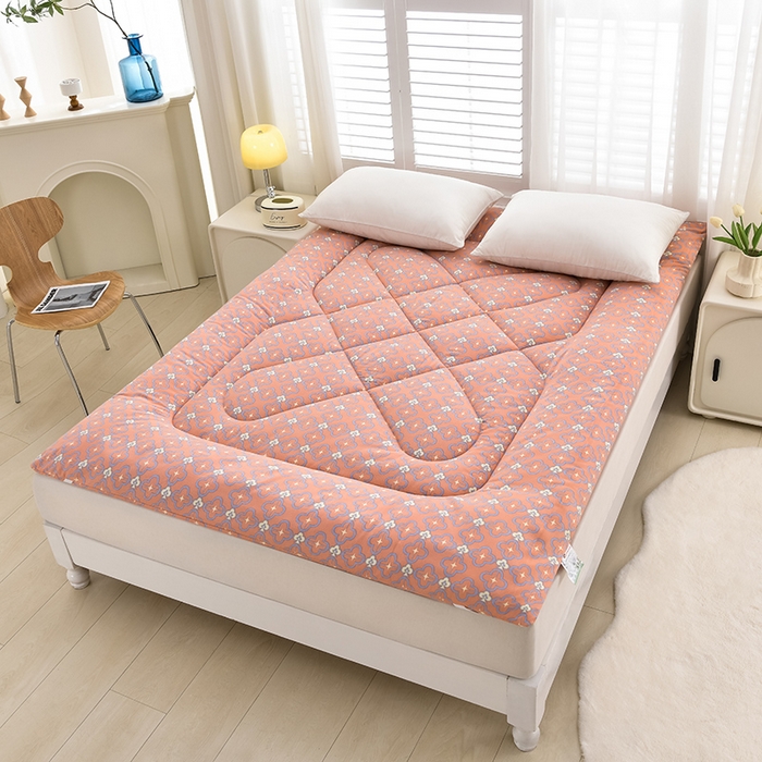 91家纺网 家纺一手货源 找家纺 富威堡家纺 2025新款双层纱棉花床垫 琉金岁月（红豆沙）