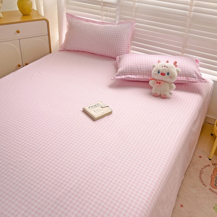 91家纺网 家纺一手货源 找家纺 楠沐家纺  2025新款印花亲肤芦荟棉水洗棉床单系列-床单(第二批) 相遇粉