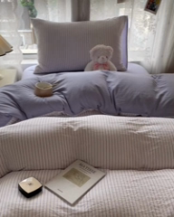 91家纺网 家纺一手货源 找家纺 悦织湾家纺 2025新款水洗棉纯色条纹小眼睛学生宿舍三件套 良品条纹紫