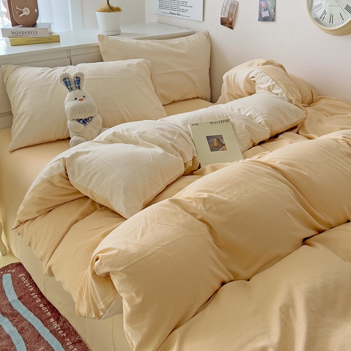 91家纺网 家纺一手货源 找家纺 卡迪熊家纺 2024新款亲肤水洗m学生四件套 奶黄+杏色