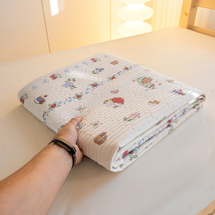 91家纺网 家纺一手货源 找家纺 X猫先生  2024新款小清新印花全棉床盖学生床盖套件-跑量款 5蛋糕女孩
