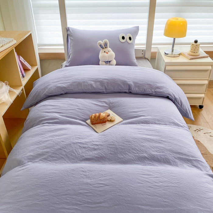 91家纺网 家纺一手货源 找家纺 悦织湾家纺 2025新款水洗棉纯色条纹小眼睛学生宿舍三件套 小眼睛蓝紫