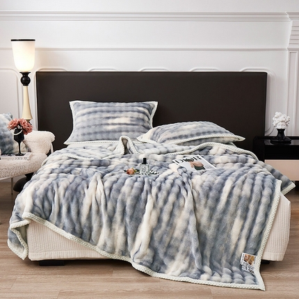 91家纺网 家纺一手货源 找家纺 （总）悦织湾家纺 2025新款仿兔毛绒托斯仿兔毛绒毛毯纯色印花牛奶绒休闲盖毯午睡小毯子