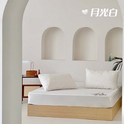 91家纺网 家纺一手货源 找家纺 2024新款全棉斜纹13372夹棉爱心绗缝床笠 月光白