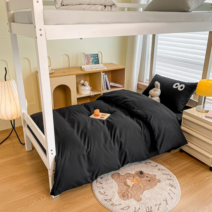 91家纺网 家纺一手货源 找家纺 悦织湾家纺 2025新款水洗棉纯色条纹小眼睛学生宿舍三件套 小眼睛酷黑