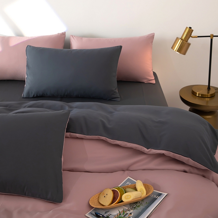 91家纺网 家纺一手货源 找家纺 梦莱家纺 2024新款亲肤磨毛纯色拼色轻奢系列四件套 粉+深灰