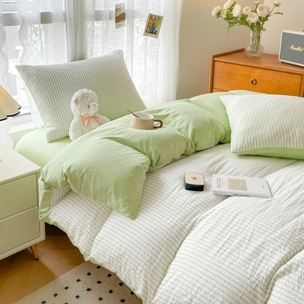 91家纺网 家纺一手货源 找家纺 （总）悦织湾家纺 2025新款水洗棉纯色条纹小眼睛学生宿舍三件套