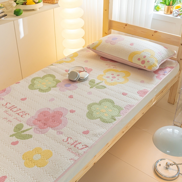 91家纺网 家纺一手货源 找家纺 X猫先生  2024新款小清新印花全棉床盖学生床盖套件-跑量款 10贝利花都