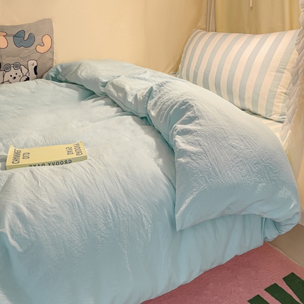 91家纺网 家纺一手货源 找家纺 （总）悦织湾家纺 2025新款水洗棉纯色条纹小眼睛学生宿舍三件套