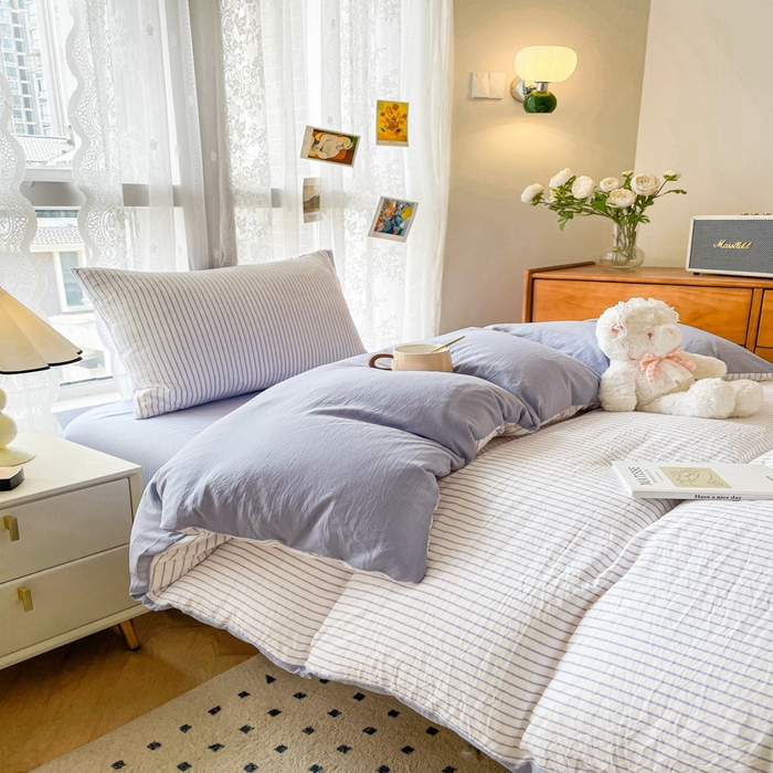 91家纺网 家纺一手货源 找家纺 悦织湾家纺 2025新款水洗棉纯色条纹小眼睛学生宿舍三件套 良品条纹紫