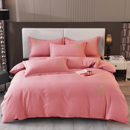 91家纺网 家纺一手货源 找家纺 （总）磨毛世家家纺 2025秋冬新款素色加厚绣花四件套纯色