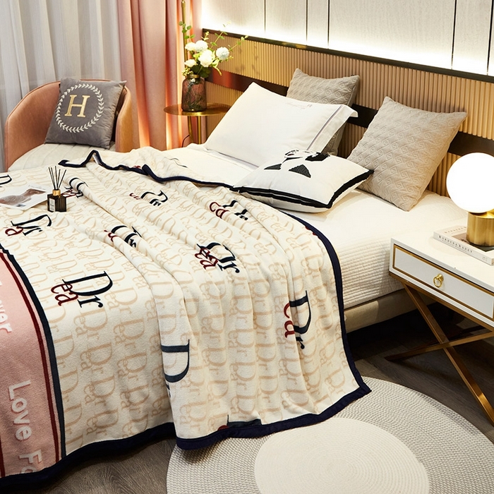 91家纺网 家纺一手货源 找家纺 悦织湾家纺 2025新款加厚云貂绒双面毛毯盖毯 迪卡侬