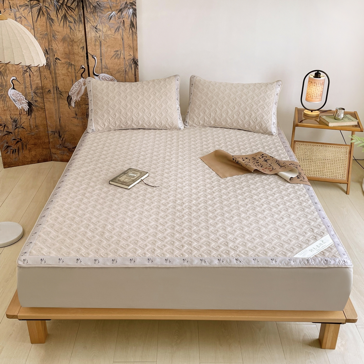 91家纺网 家纺一手货源 找家纺 豪选家纺 2025最新上市秋冬新品爆款国风纯棉新疆棉夹棉床笠四季款   国风-浅驼