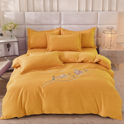 91家纺网 家纺一手货源 找家纺 （总）磨毛世家家纺 2025秋冬新款素色加厚绣花四件套纯色